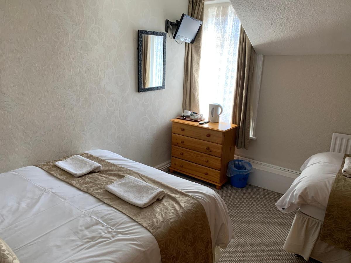 Sharn Bek Hotel Blackpool Bagian luar foto