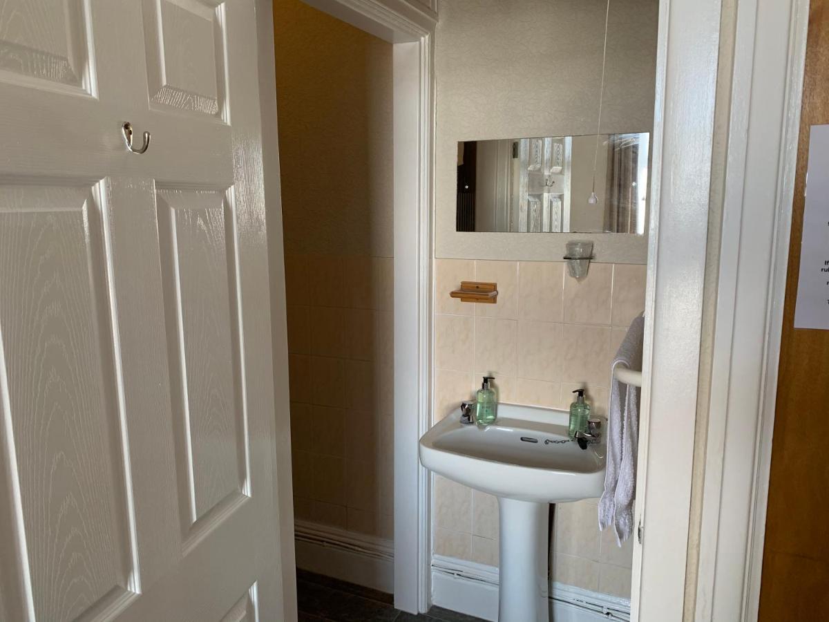 Sharn Bek Hotel Blackpool Bagian luar foto