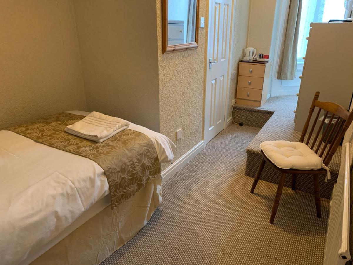 Sharn Bek Hotel Blackpool Bagian luar foto