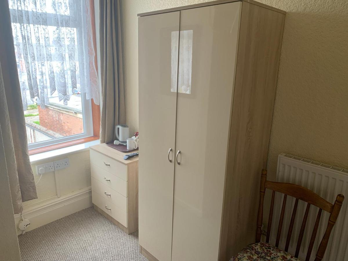 Sharn Bek Hotel Blackpool Bagian luar foto